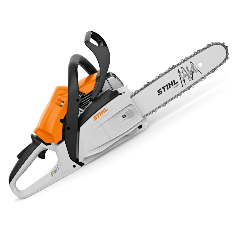 Motosierra STIHL MS 162 ligera para poda y corte de leña.